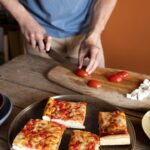 Пицца с пепперони в домашних условиях: рецепт