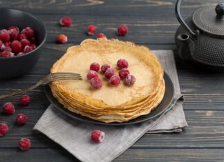 Тонкие блинчики на кефире: рецепт