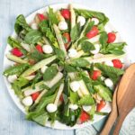 Салат с сыром и свежим огурцом