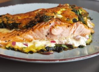 Лосось со сливочным соусом в духовке