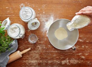 Жидкая манка на молоке: секрет приготовления