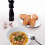 Суп из белой фасоли в собственном соку