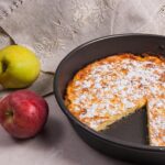 Шарлотка с яблоками и майонезом