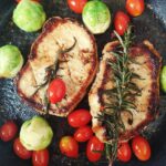 Запеченная рыба с овощами в духовке