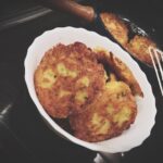 Картофельные драники с фаршем на сковороде