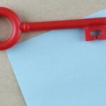 Разгадка тайны красного ключа у бабки Гренни