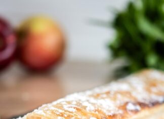 Слоеное тесто с курицей: рецепты выпечки