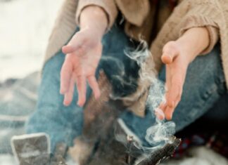 Толкование сна: тушить огонь