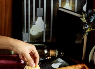 Приготовление Хачапури с сыром на сковороде