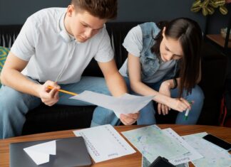 Узнать адрес прописки по ФИО