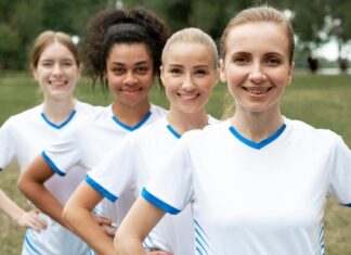 Девиз и название для команды девочек