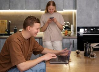 Как переключить Алису на другой интернет