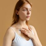 Засос на шее у девушки: значение и интерпретация