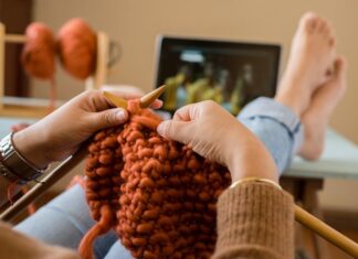 Вяжем крючком: Тапочки для начинающих