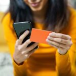 Как узнать реквизиты карты в приложении Ozon