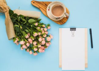 Как подписать открытку в букете цветов