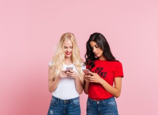 Как оригинально назвать чат с подругами