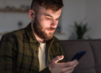 Флирт по СМС с мужчиной: примеры