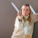 Семерка Мечей: Значение и Расшифровка