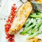 Запеченная красная рыба с овощами в духовке