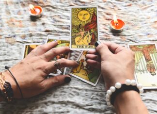 Маг Таро: миф или реальность?