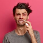 Примета: Прыщ на лбу слева у мужчин