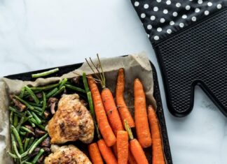 Мясо с овощами в духовке: рецепт