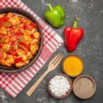 Рагу из индейки в томатном соусе