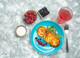 Сырники из творога на сковороде: рецепт ПП