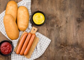 Сосиски в тесте: рецепт в домашних условиях