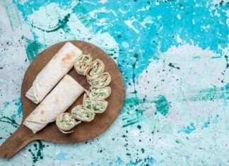 Лаваш с жареными шампиньонами: Рулет для ценителей простоты и вкуса