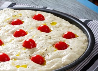 Заливной пирог на майонезе в духовке