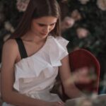 Свадьба с одноклассником: толкование сна