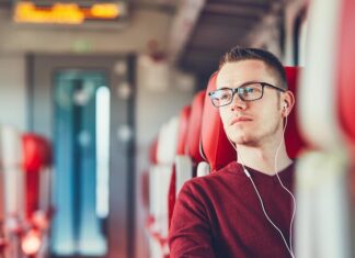 Автобус уезжает без меня во сне: толкование