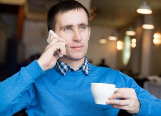 Как определить, кому звонит муж с телефона