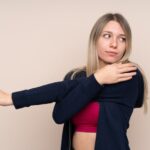 Примета: чешется левый локоть