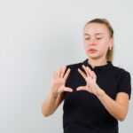 Примета чешется правый мизинец на руке