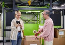 Сортировочный центр Wildberries: в пути