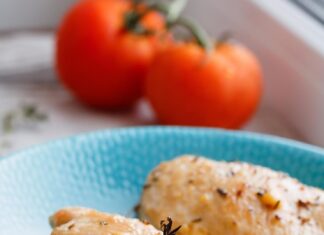 Куриное филе с майонезом в духовке