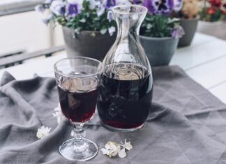 Настойка из черноплодки на водке