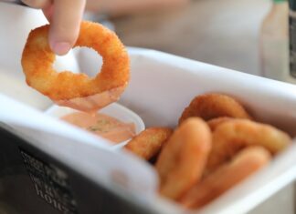 Наггетсы в духовке: простой рецепт