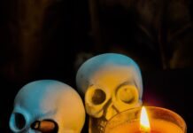 Смерть и маг Таро: сочетание в картах