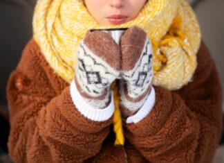 Шарф спицами: быстрый и простой способ связать