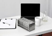 Подставка под ноутбук, напечатанная на 3D принтере