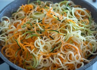 Как приготовить салат из фунчозы