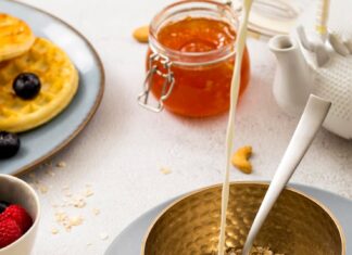 Геркулесовая каша на воде: простой рецепт