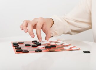 Брайан Аут: Ответы на уровни