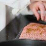 Лосось в духовке в фольге: Простой рецепт