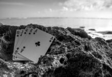 Туз Пентаклей и Туз Жезлов: Сравнительный анализ