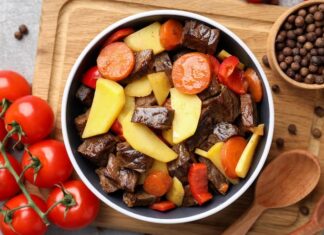 Овощи с говядиной в мультиварке